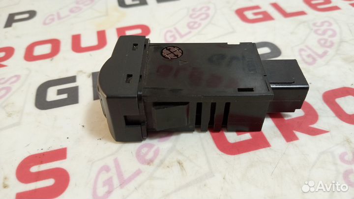 Кнопка освещения панеля приборов BK б/у