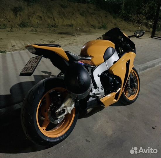 Honda cbr 1000 rr fireblade 2007-2011 пластик