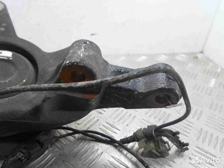 Кулак поворотный левый Mercedes Metris W447