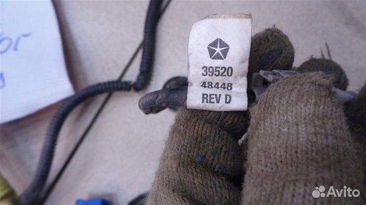 Проводка двери багажника Jeep Cherokee KJ 2001-20