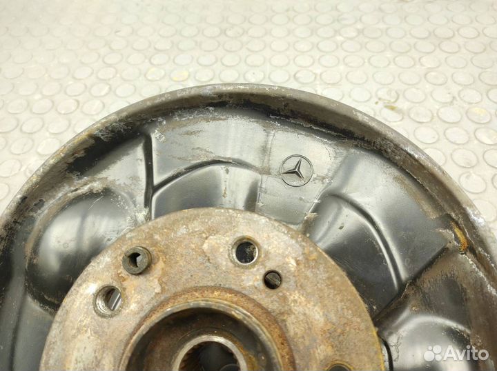 Кулак поворотный передний левый Mercedes-Benz W124