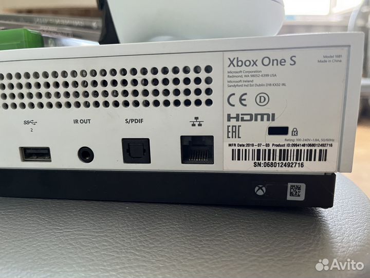 Xbox one S 500 gb