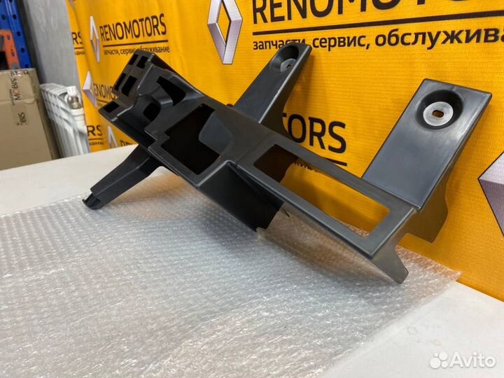 Абсорбер заднего бампера Renault Logan