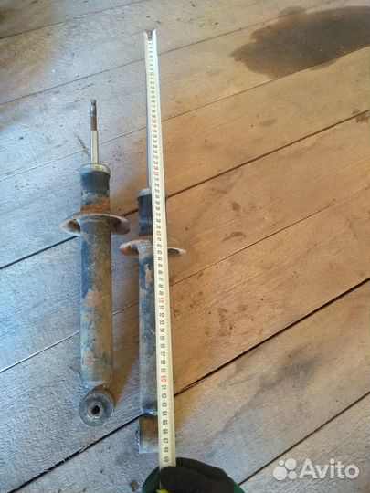 Задние стойки LADA granta