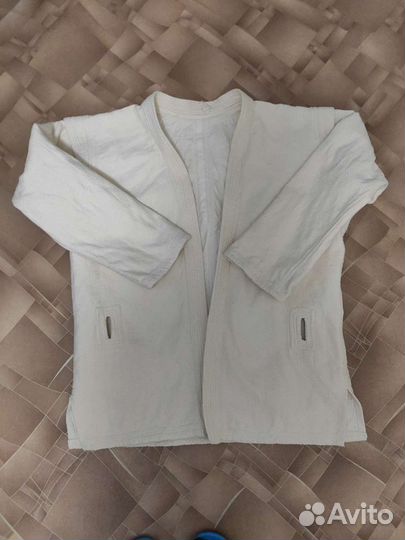 Кимоно для мальчика подростка с красным поясом