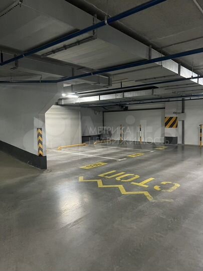 Машиноместо, 14 м²