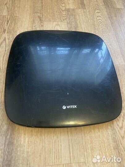 Весы напольные vitek