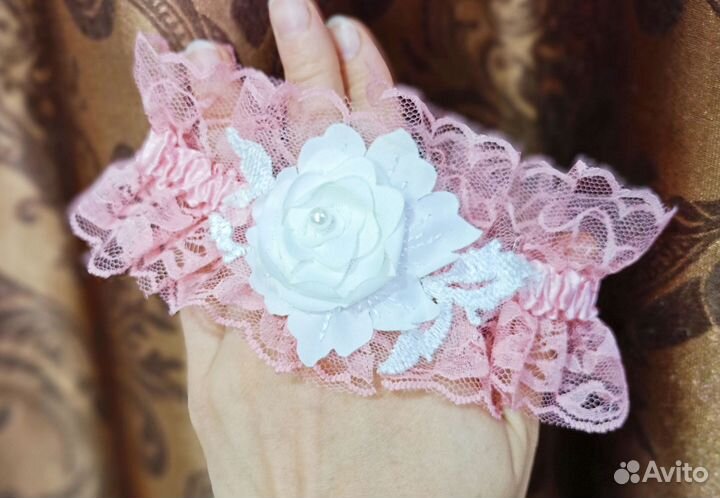 Свадебная подвязка