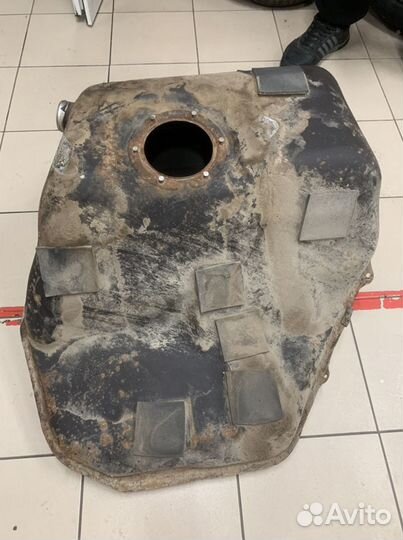 Бензобак audi 100 C4