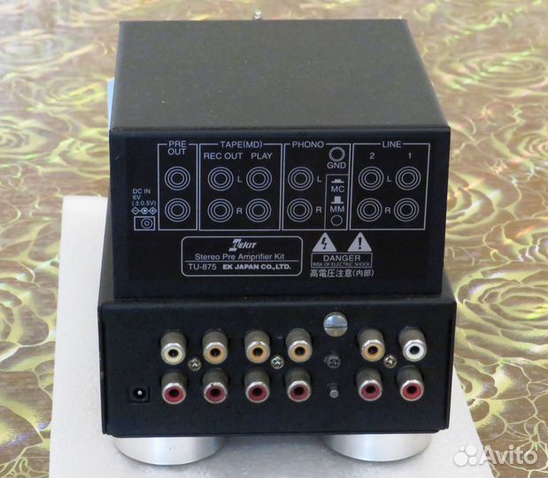 Ламповый фонокорректор предусилитель Elekit TU-875