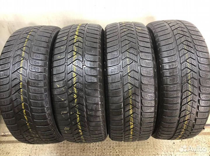 Pirelli Winter Sottozero 3 215/60 R16 98W