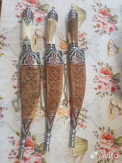 Ножи из клапана подарочный ручной работы