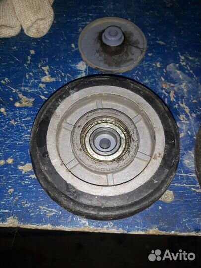 Колесо для тачки, тележки, ворот