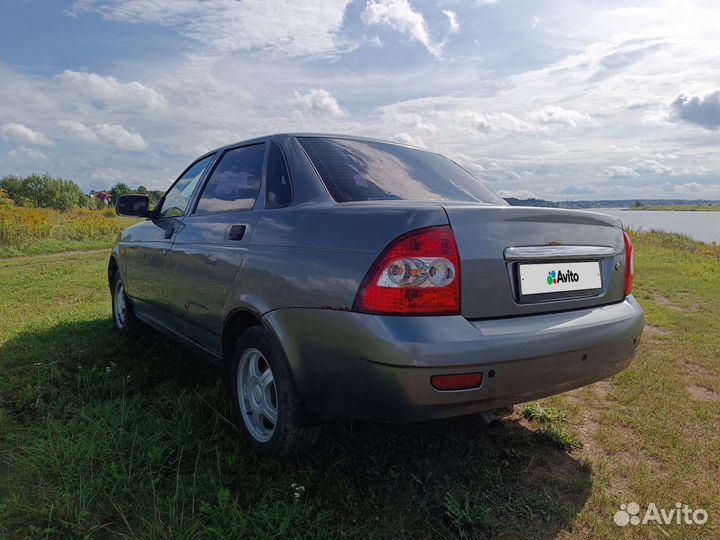 LADA Priora 1.6 МТ, 2010, 200 000 км