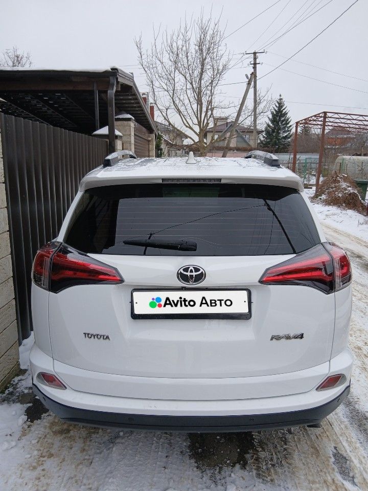Toyota RAV4: фото владельца