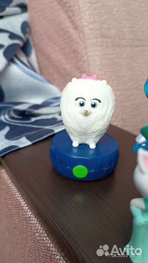 Миньон. Игрушки из макдональдса