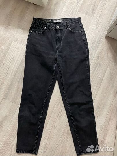 Джинсы bershka