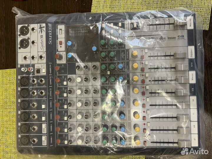 Микшерный пульт soundcraft signature 10