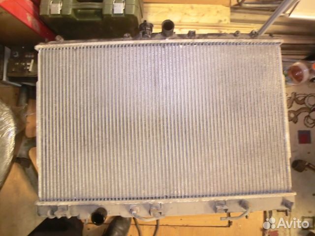 Радиатор охлаждения Mitsubishi Outlander 1