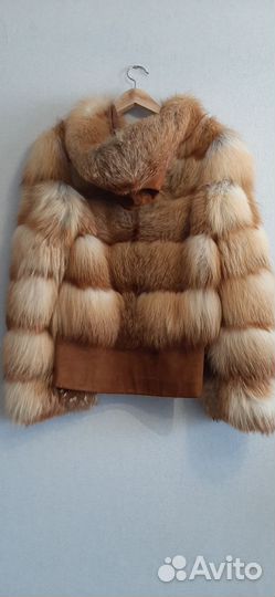 Шуба лисья натуральная