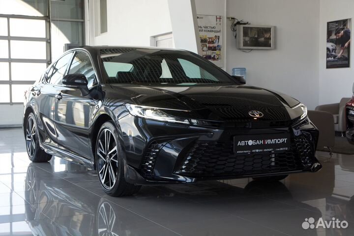 Toyota Camry 2.0 CVT, 2024