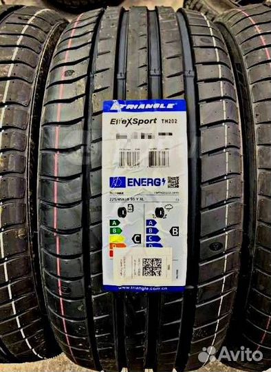 Triangle EffeXSport TH202 245/45 R20 103Y