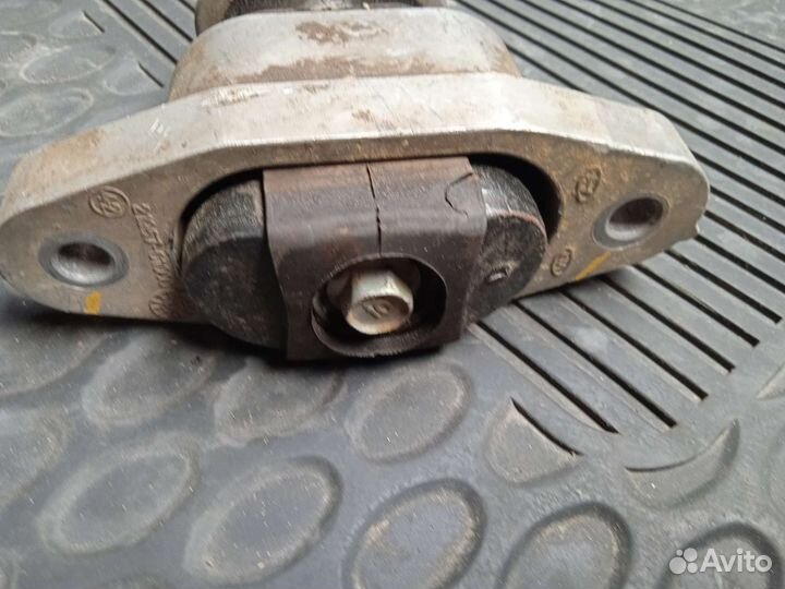 Подушка двс kia sportage 3