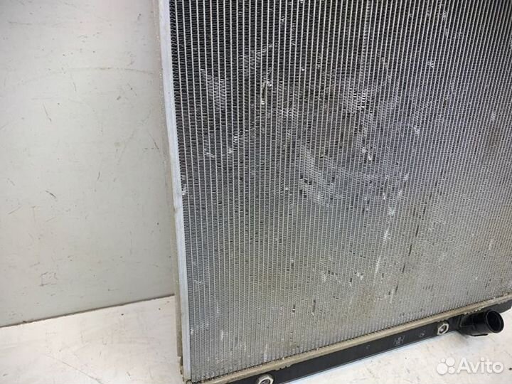 Радиатор охлаждения Toyota Land Cruiser 200