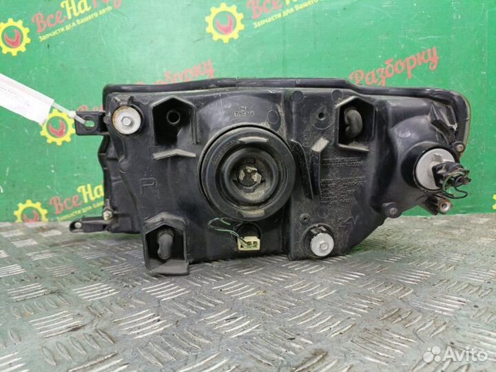 Фара правая Mitsubishi Pajero Pinin внедорожник