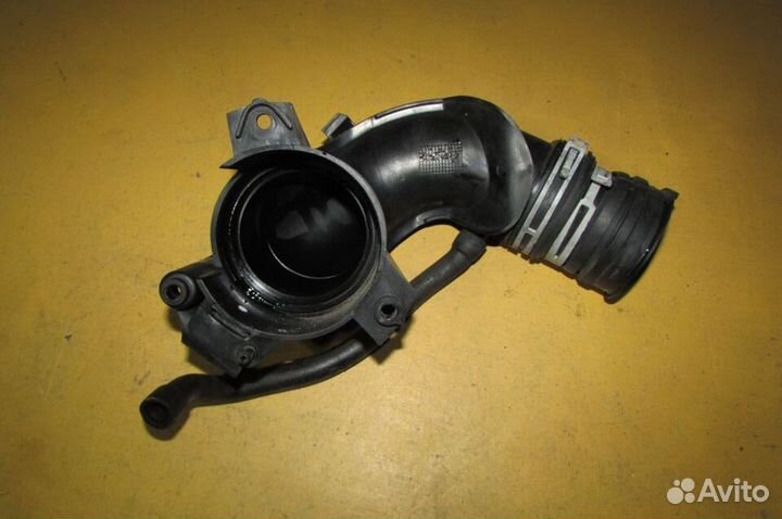 Воздуховод Впускной патрубок Mercedes W211 M271