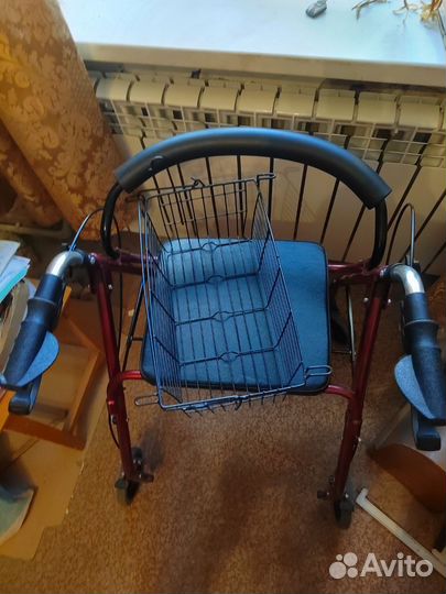 Ходунки для взрослых на колесах