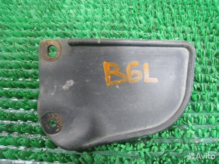 Брызговик порога левый Lexus RX300 (MCU15) 2002