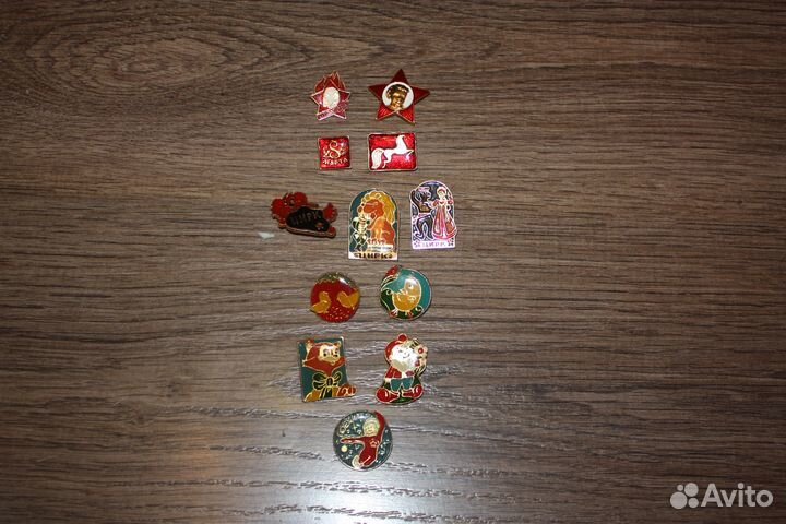 Значки, брелоки