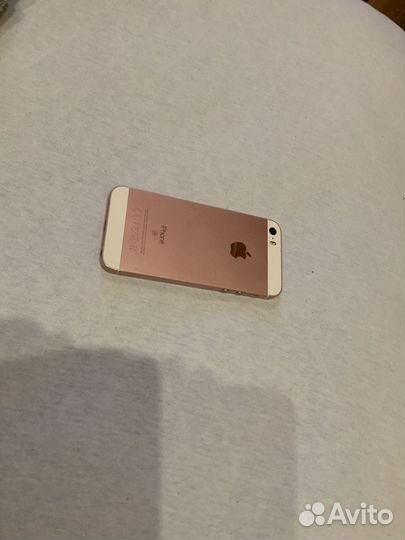 iPhone SE, 16 ГБ