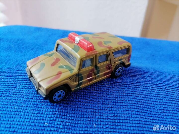 Модель автомобиля Хаммер, металл