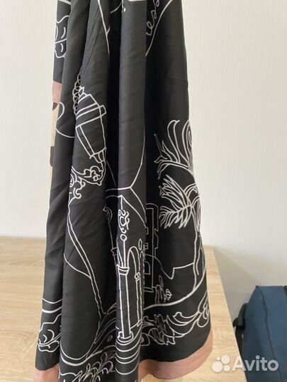 Шелковый платок новый