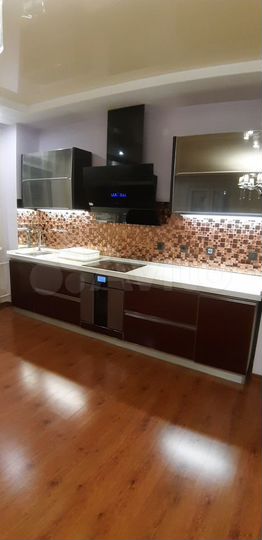 2-к. квартира, 103 м², 4/14 эт.