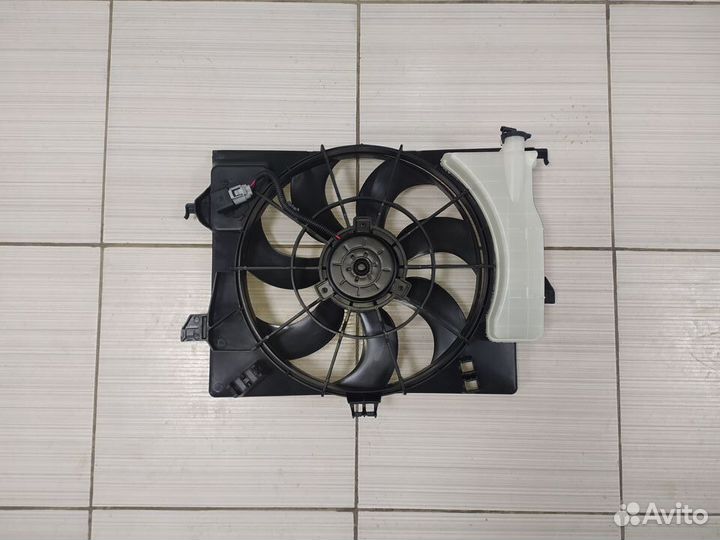 Диффузор радиатора Solaris 10-17 Rio 3 в сборе