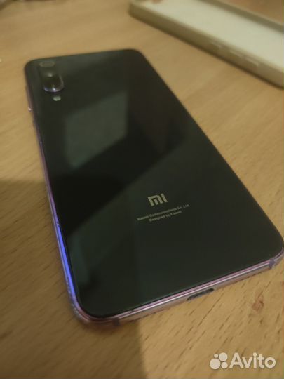 Xiaomi Mi 9 SE, 6/128 ГБ