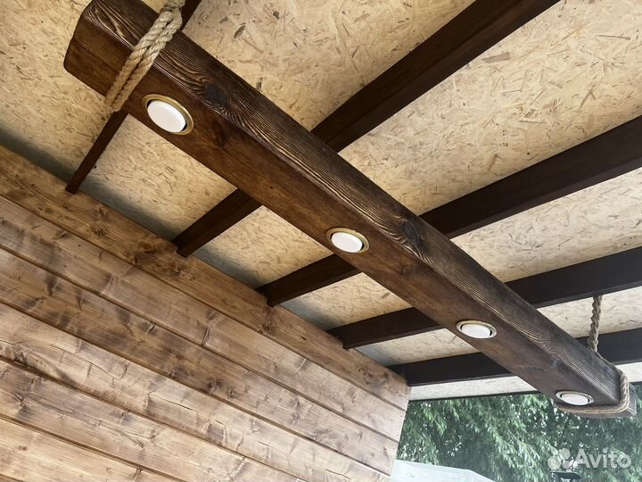 Светильник потолочный из массива дерева