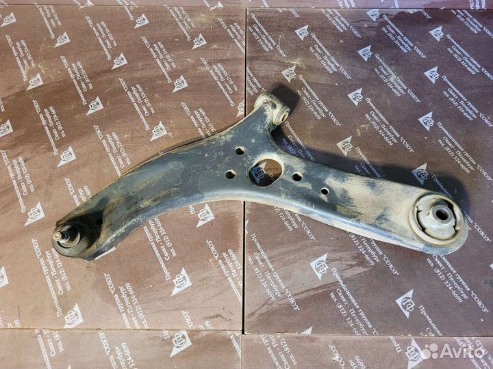 Рычаг подвески Kia rio 3 solaris 54500-4L000