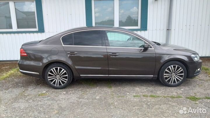 В разборе Volkswagen Passat B7