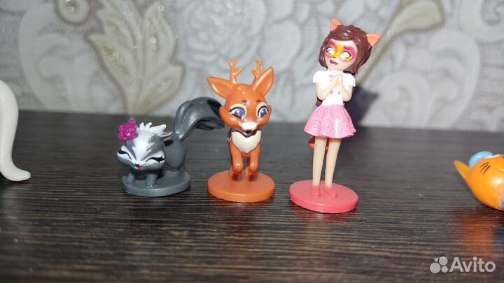 Пасхальные зайчики, фиксики, драконы