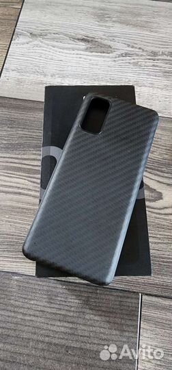 Карбоновый чехол pitaka Samsung s20
