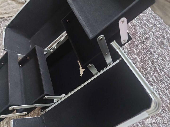 Бьюти кейс для косметики и украшений