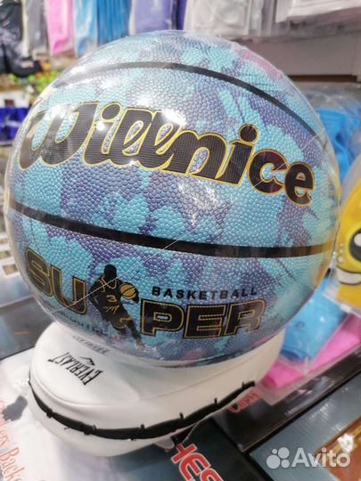Баскетбольный мяч Футбольный мяч