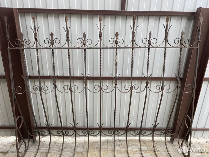 Кованые решетки на окна