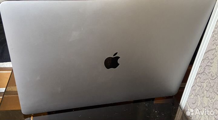 Apple macbook pro 15 2019 i7