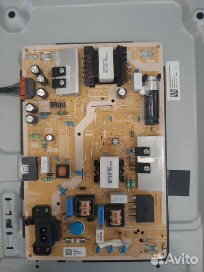 Разбор UE43NU7170U