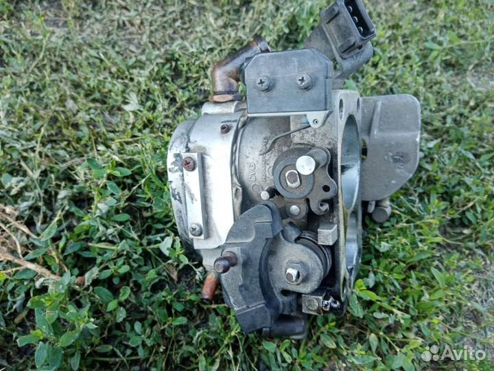 Дроссельная заслонка audi 100с4 2,3дв